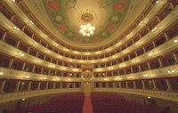 Teatro comunale Pavarotti - Freni